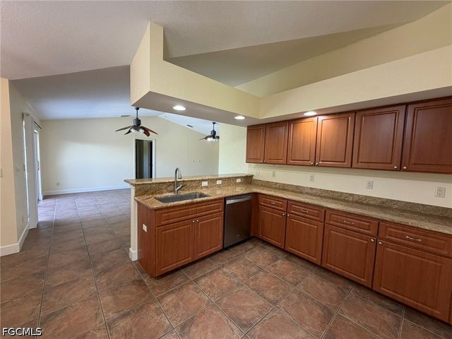 33600 Bermont RD, Punta Gorda, FL 33982