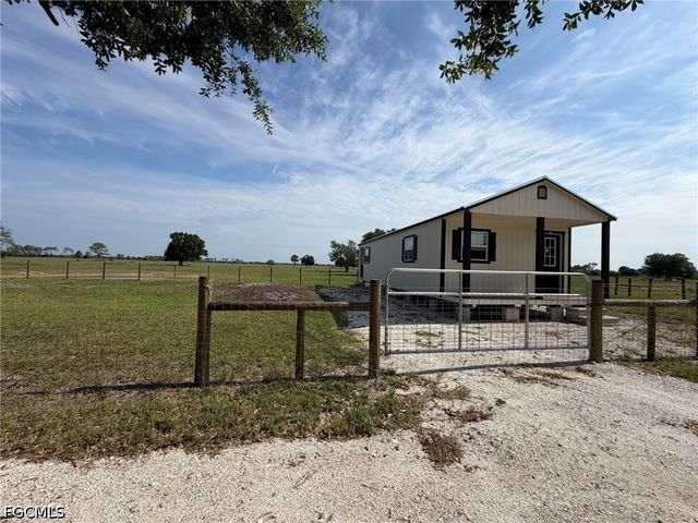33600 Bermont RD, Punta Gorda, FL 33982
