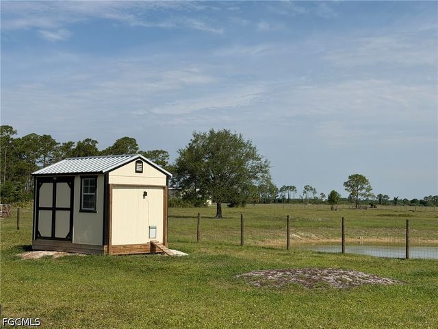 33600 Bermont RD, Punta Gorda, FL 33982