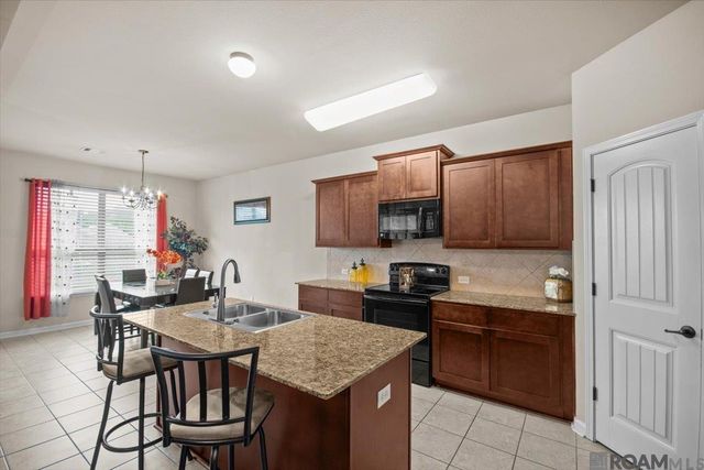 23225 Conifer Dr, Denham Springs, LA 70726