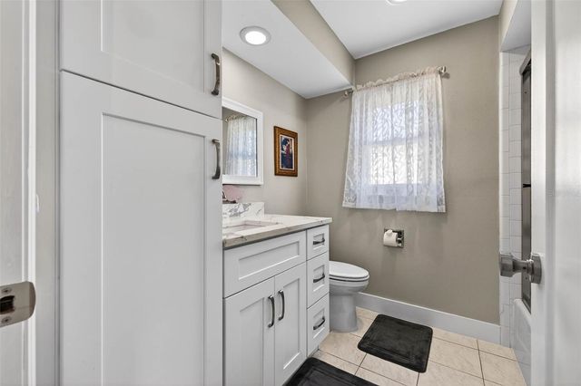 3927 48TH AVENUE S, St Petersburg, FL 33711