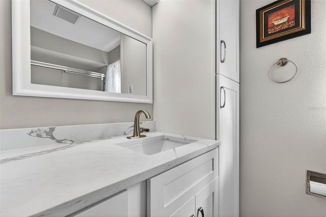 3927 48TH AVENUE S, St Petersburg, FL 33711