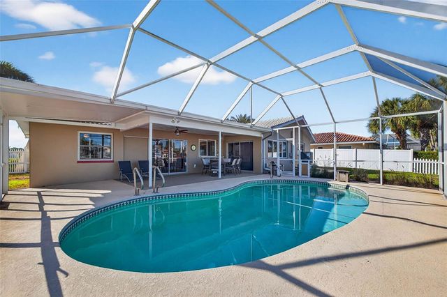 3927 48TH AVENUE S, St Petersburg, FL 33711