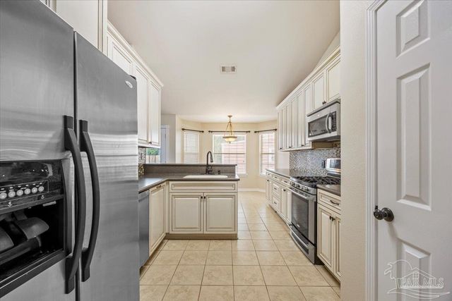 4674 Magnolia Hill Ct, Pace, FL 32571