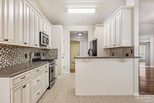 4674 Magnolia Hill Ct, Pace, FL 32571