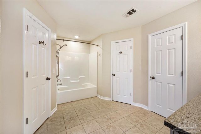 4674 Magnolia Hill Ct, Pace, FL 32571