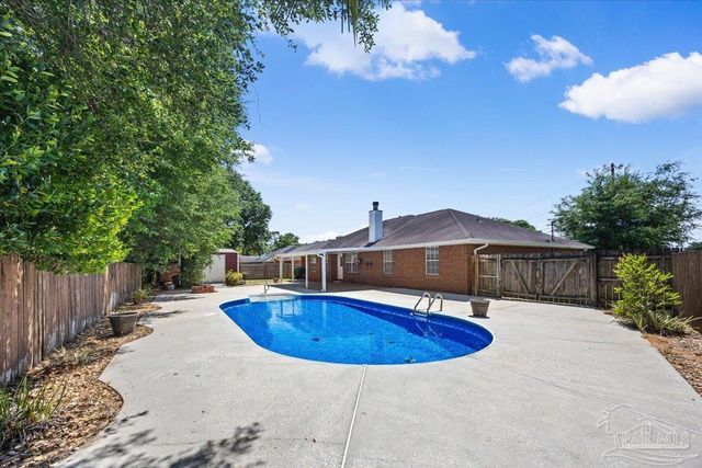 4674 Magnolia Hill Ct, Pace, FL 32571