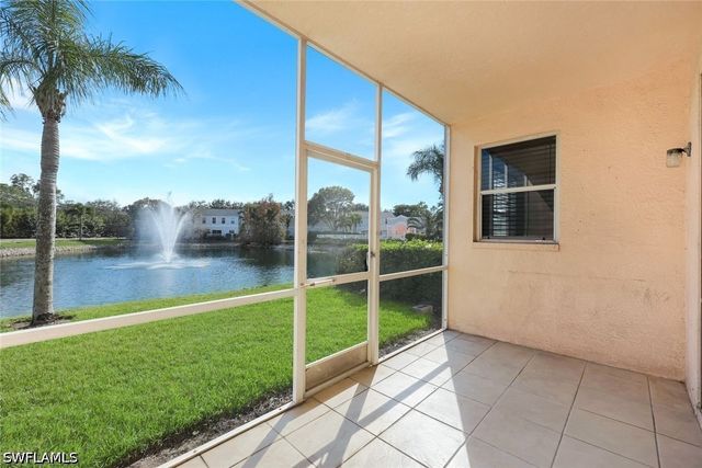 3250 Cypress Glen WAY 402, Naples, FL 34109