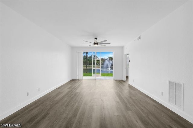 3250 Cypress Glen WAY 402, Naples, FL 34109