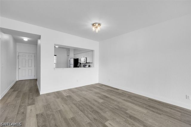 3250 Cypress Glen WAY 402, Naples, FL 34109