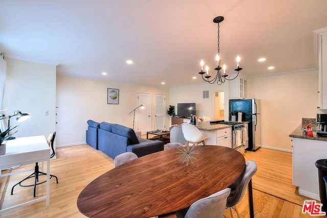 1111 11th Street 3, Santa Monica, CA 90403