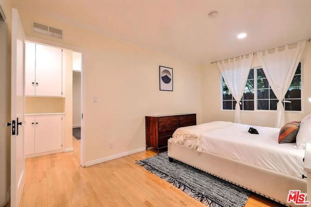1111 11th Street 3, Santa Monica, CA 90403