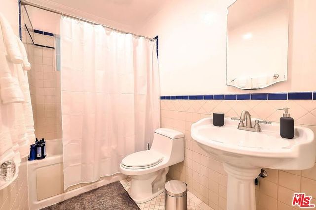 1111 11th Street 3, Santa Monica, CA 90403