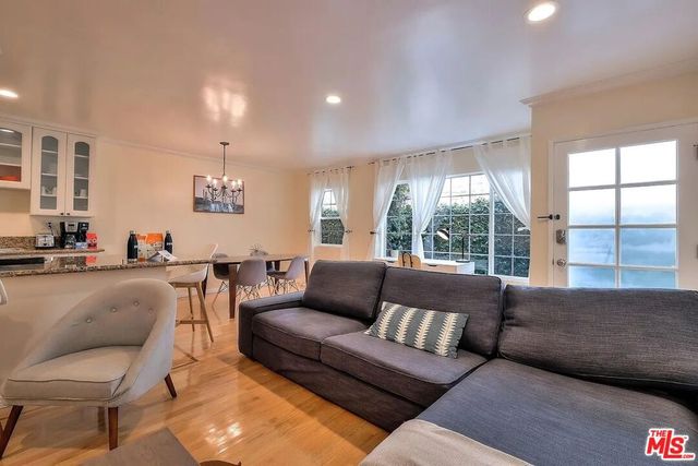 1111 11th Street 3, Santa Monica, CA 90403
