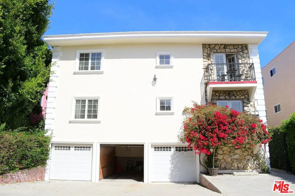 1111 11th Street 3, Santa Monica, CA 90403
