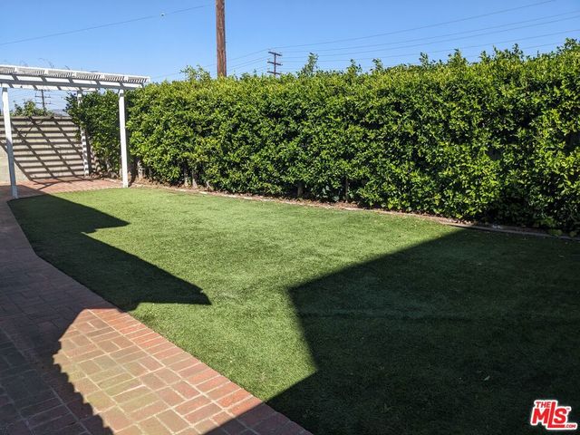 4547 W 16th Pl, Los Angeles, CA 90019