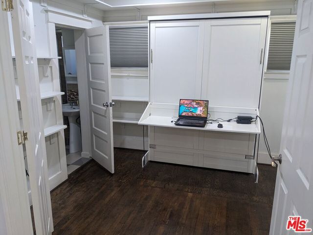 4547 W 16th Pl, Los Angeles, CA 90019