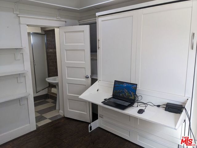 4547 W 16th Pl, Los Angeles, CA 90019