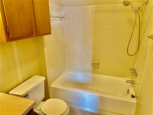 1909 Cypress Place A, Springdale, AR 72762