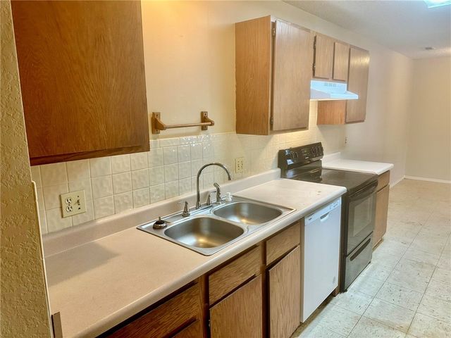 1909 Cypress Place A, Springdale, AR 72762