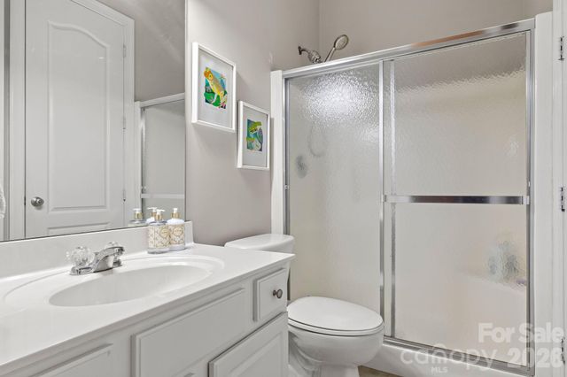 1334 Sarandon Drive, Matthews, NC 28104
