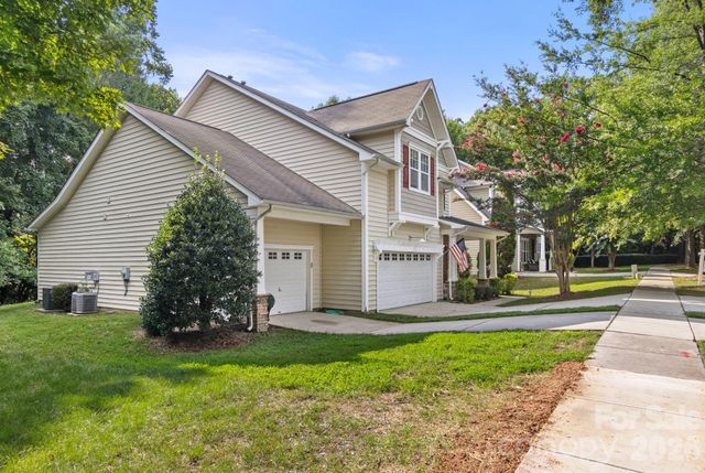 1334 Sarandon Drive, Matthews, NC 28104