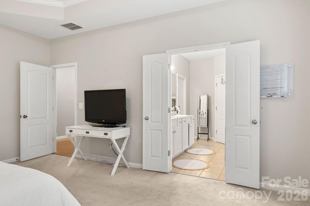 1334 Sarandon Drive, Matthews, NC 28104