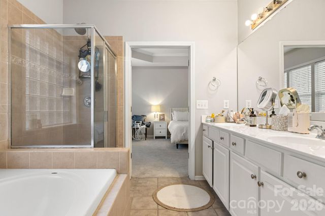 1334 Sarandon Drive, Matthews, NC 28104