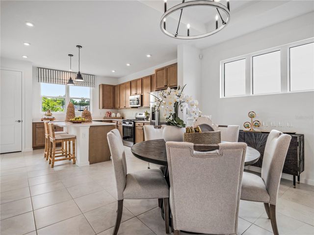 514 HAMMOCK OAKS BOULEVARD, Lady Lake, FL 32159