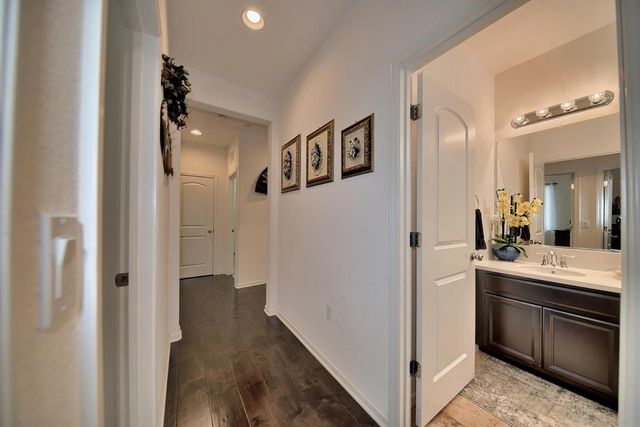 18607 Delta Ct, Lathrop, CA 95330