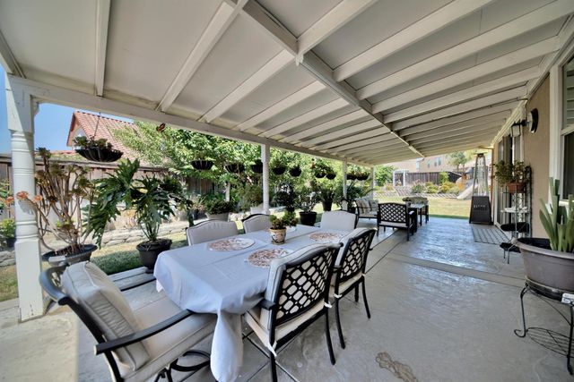 18607 Delta Ct, Lathrop, CA 95330
