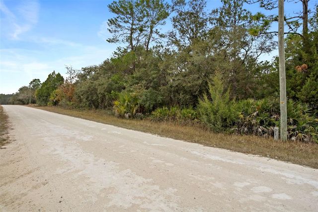 10021 YELLOWBACK ROAD, Weeki Wachee, FL 34614
