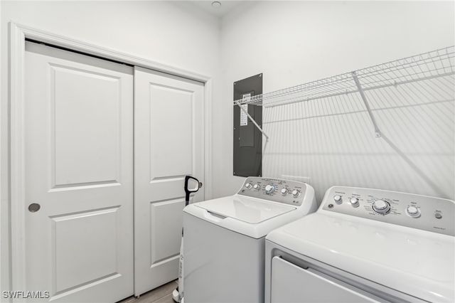 11801 Venetian Lagoon DR, Fort Myers, FL 33913