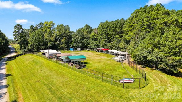 6048 Plantation Pointe Drive, Granite Falls, NC 28630