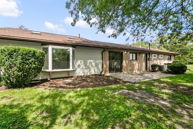 16400 Sherwood Drive, Orland Park, IL 60462