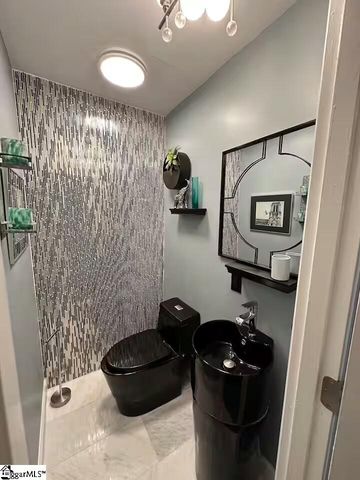 5 Aberdare Court, Greenville, SC 29615