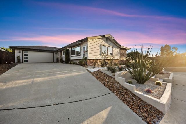 6951 Gordon, La Mesa, CA 91942