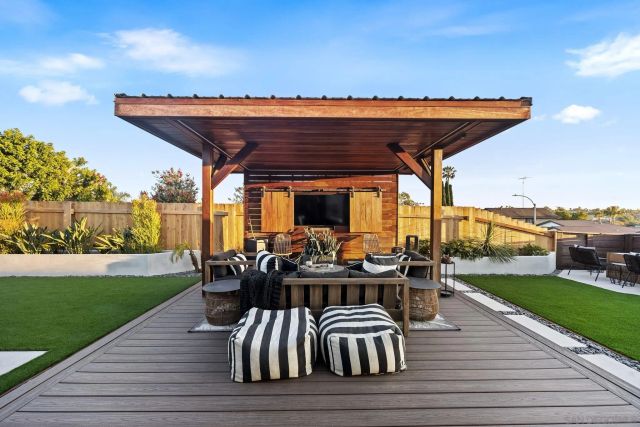 6951 Gordon, La Mesa, CA 91942