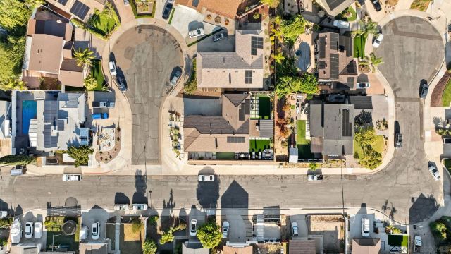 6951 Gordon, La Mesa, CA 91942