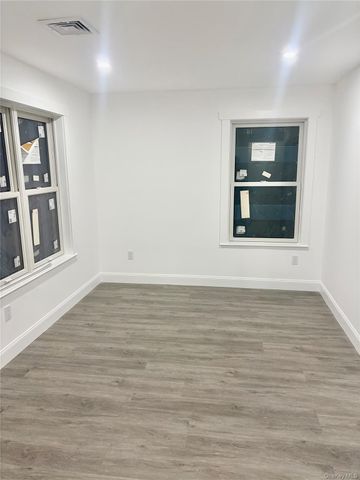 15 Potamac St., Yonkers, NY 10710