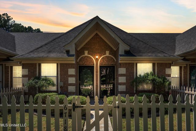 6718 Beaumont Circle, Southaven, MS 38671