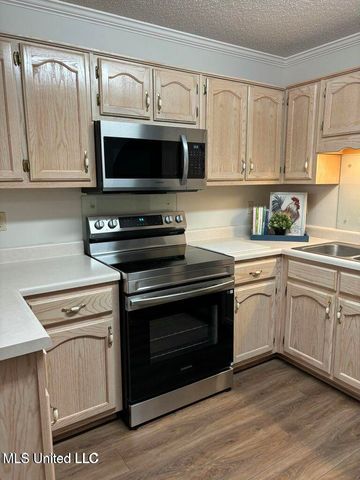 6718 Beaumont Circle, Southaven, MS 38671