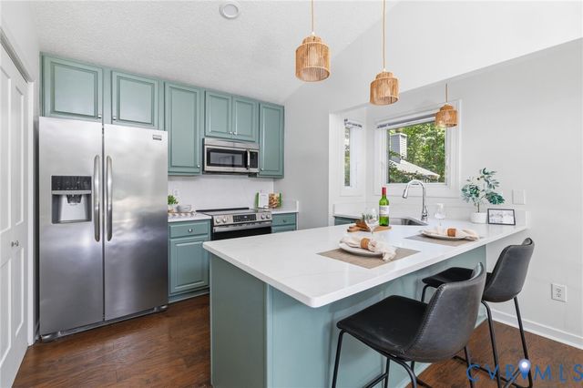 14207 Broad Oaks Ct, Midlothian, VA 23112