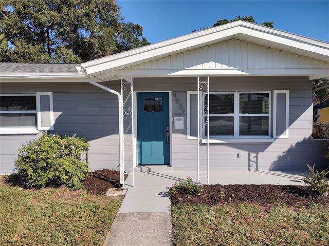 4637 12TH AVENUE N, St Petersburg, FL 33713