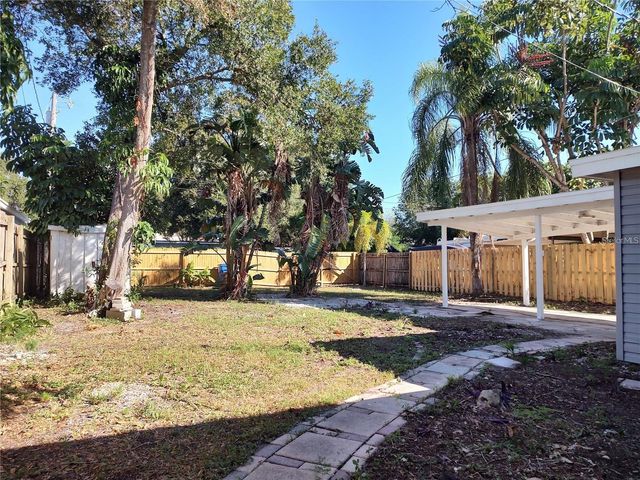 4637 12TH AVENUE N, St Petersburg, FL 33713