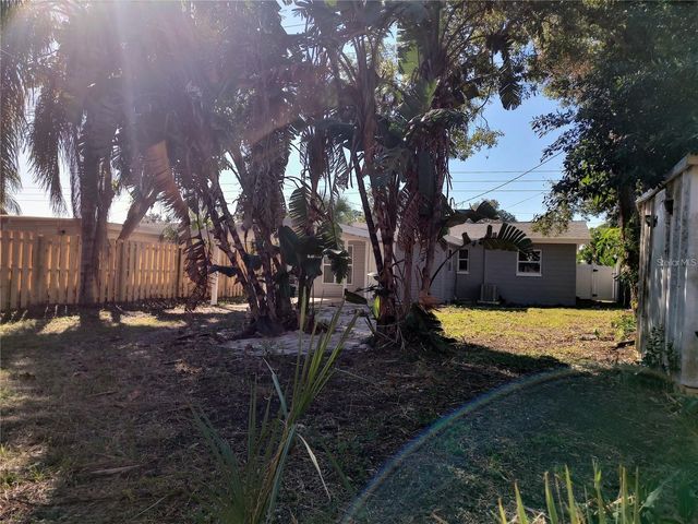 4637 12TH AVENUE N, St Petersburg, FL 33713