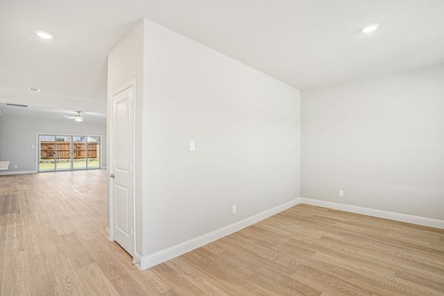 3421 Copperwood Drive, Princeton, TX 75071