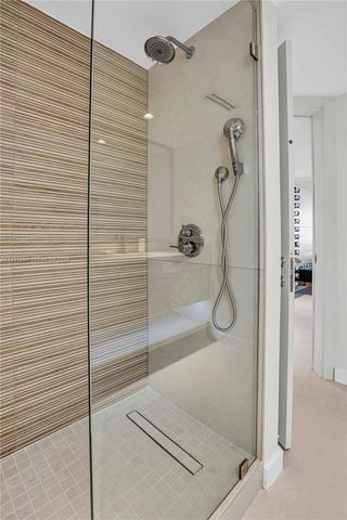 16485 Collins Ave 431, Sunny Isles Beach, FL 33160