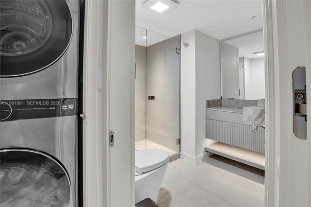 16485 Collins Ave 431, Sunny Isles Beach, FL 33160