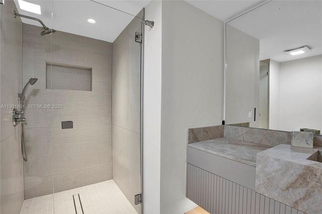 16485 Collins Ave 431, Sunny Isles Beach, FL 33160